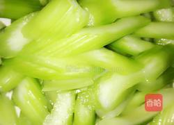 西芹炒牛肉的做法图解2