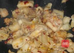 蒜苗炒肉的做法图解5