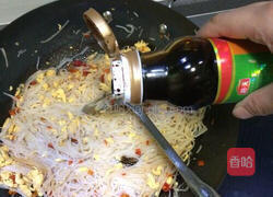 剁椒炒米粉的做法图解8