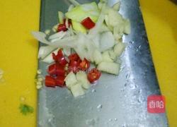 手撕包菜的做法图解2