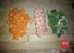 虾仁蛋炒饭的做法图解2