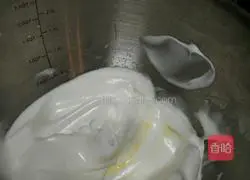 Chiffon Cake Recipe Illustration 5