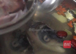 鲜天麻炖鱼头的做法图解9