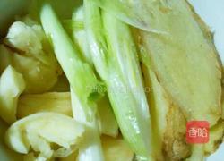 土豆焖鸡的做法图解2