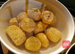 板栗乌鸡汤的做法图解1
