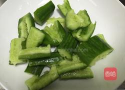 凉拌拍黄瓜的做法图解2