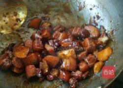 草菌酱油 红烧肉的做法图解5