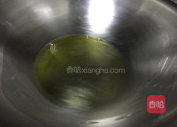 肉末炒豌豆的做法图解2