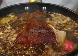 红扒肘子的做法图解6