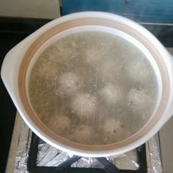水煮肉圆的做法[图]