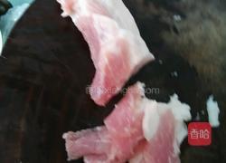 鸡肝散炖腿肉末的做法图解1