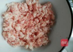 鸡肝散炖腿肉末的做法图解3