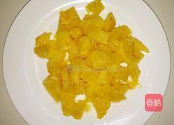 酸酸甜甜就是你——菠萝炒饭的做法图解2