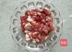 香菇猪肉卤酱面的做法图解1