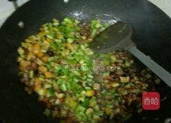 香菇猪肉卤酱面的做法图解5