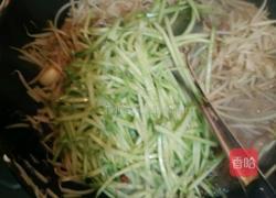 豆芽黄瓜炒粉丝的做法图解6