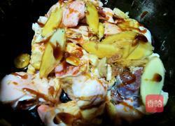 土豆焖猪脚的做法图解4