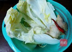 醋熘白菜的做法图解1