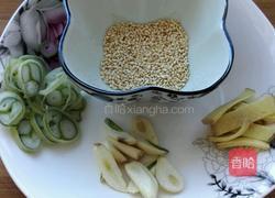 红烧鸡块烧土豆的做法图解2