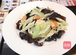 腐竹木耳炒西芹的做法图解11