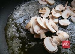 奶油蘑菇汤的做法图解3