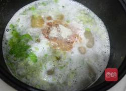 金针菇瘦肉粥的做法图解3