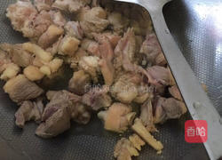 酸豆角炒鸭肉的做法图解3