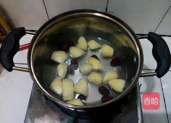 红枣苹果汤的做法图解3