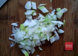 青椒土豆饼的做法图解1