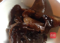 鸡蛋炒蘑菇的做法图解2