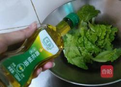 炒生菜技巧蚝油炒生菜的做法图解2