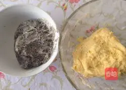 Illustration of how to make two-color flower steamed buns 6