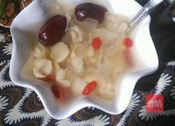 莲子银耳汤的做法图解5