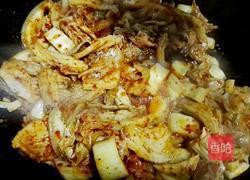 五花肉炒辣白菜的做法图解8