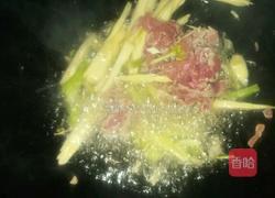 芹菜冬笋丝炒肉丝的做法图解3