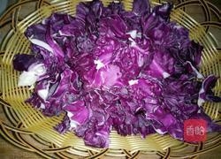 姜丝紫甘蓝的做法图解1