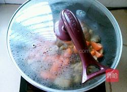 板栗焖鸡的做法图解9