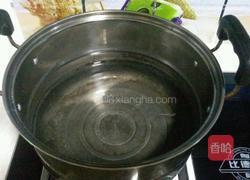 黑芝麻核桃粥的做法图解1