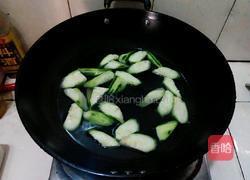 丝瓜猪肝瘦肉汤的做法图解6