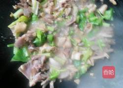 胗球炒酸菜的做法图解6