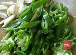 西葫芦炒蛋的做法图解2