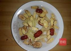 当归黄芪乌鸡汤的做法图解3