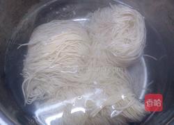 瘦肉汤面的做法图解4