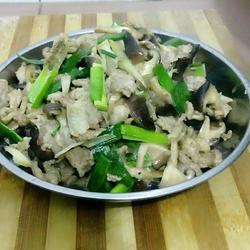 蘑菇炒肉的做法[图]