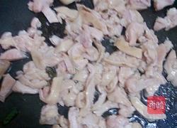 酸菜炒大肠的做法图解3