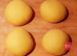南瓜绣球豆沙包的做法图解5