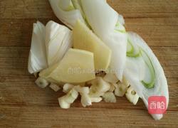 红烧肉炖豆角的做法图解2