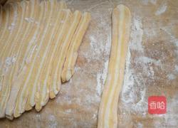 胡萝卜双色蝴蝶面的做法图解7