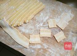 胡萝卜双色蝴蝶面的做法图解9