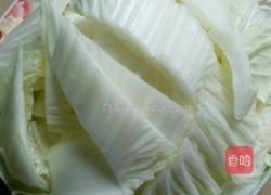 白菜粉肠猪肝汤的做法图解1